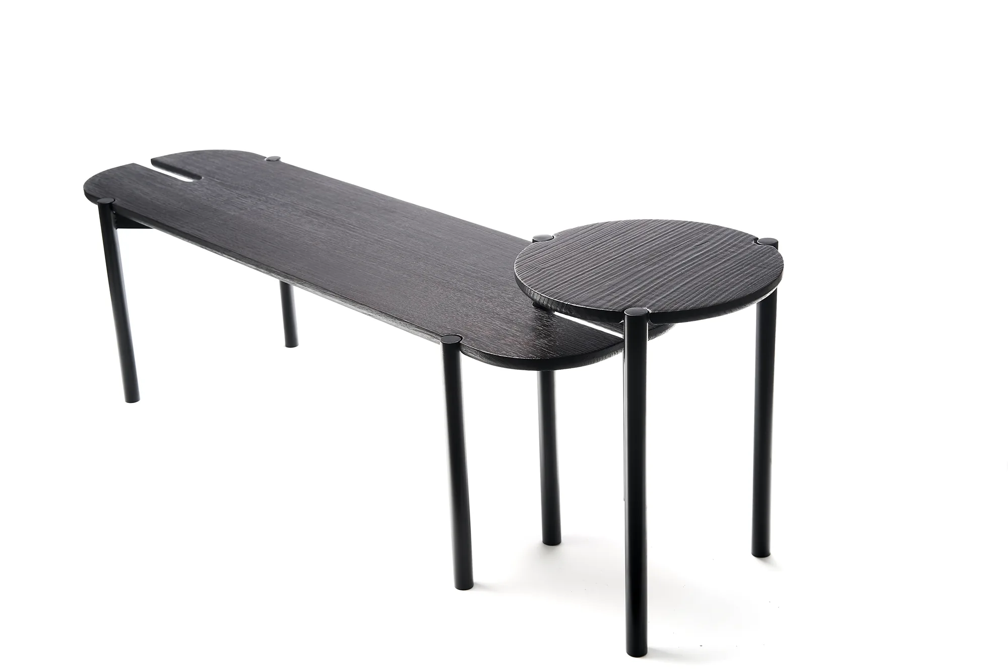 Bea bench: top-down view of the bench top meeting the round side table.